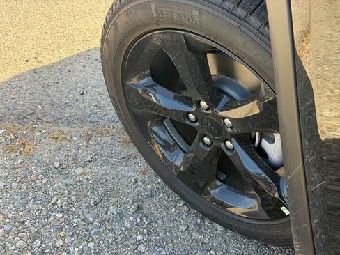 New 2026 Jeep Grand Cherokee Limited w/ Limited Altitude Package image 10