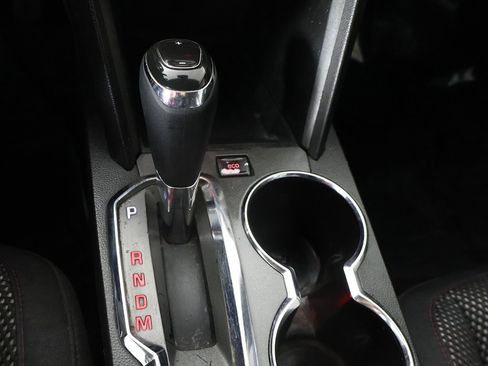 Used 2017 GMC Terrain SLE image 39