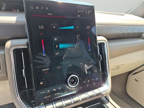 New 2026 GMC Yukon Denali image 39