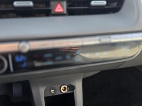 Certified 2022 Hyundai Ioniq 5 SEL w/ Cargo Package image 29