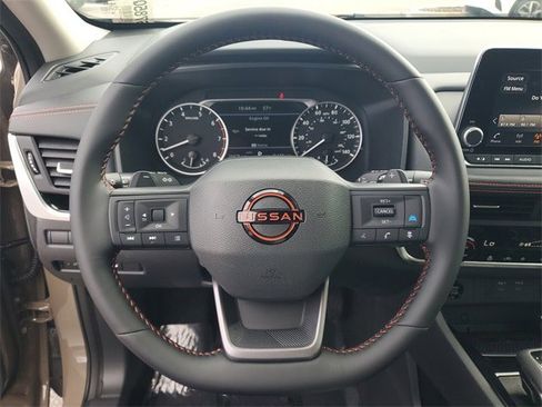 Used 2025 Nissan Rogue Rock Creek w/ Rock Creek Premium Package image 19