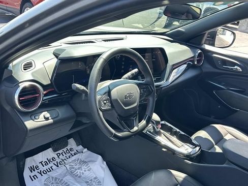 Used 2024 Chevrolet Trax RS w/ Driver Confidence Package FWD image 9