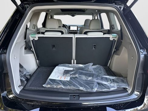 New 2026 Volkswagen Atlas SE image 25
