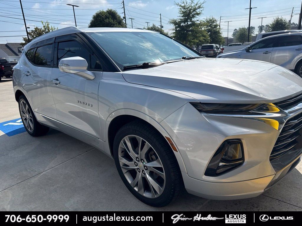 Used 2020 Chevrolet Blazer Premier w/ Driver Confidence II Package FWD image 1