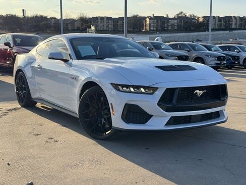 Used 2024 Ford Mustang GT Premium image 1