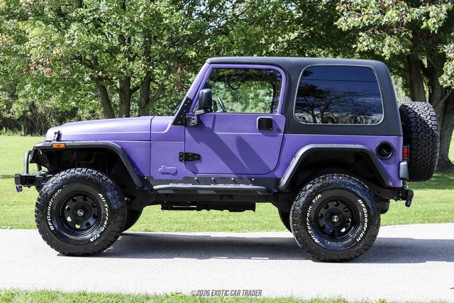 Used 2003 Jeep Wrangler Sahara AWD/4WD image 3