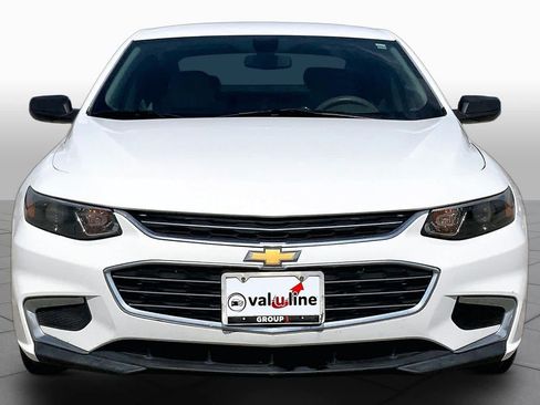 Used 2017 Chevrolet Malibu LS FWD image 4