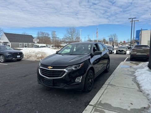 Used 2020 Chevrolet Equinox LS image 5