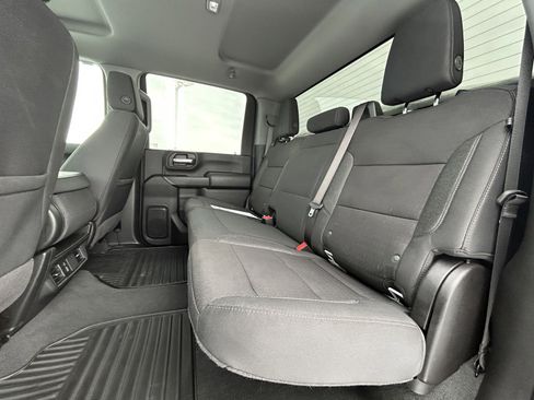 Used 2025 Chevrolet Silverado 2500 Custom w/ Custom Value Package image 12