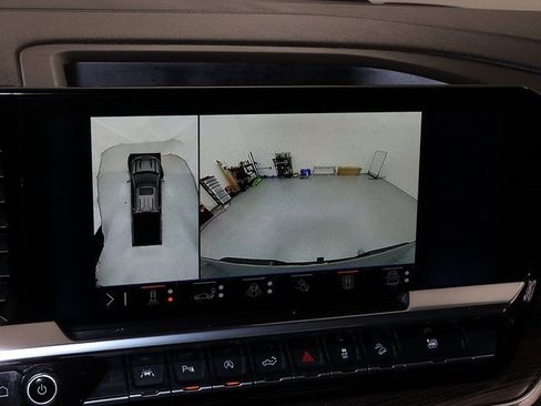 Used 2024 Chevrolet Silverado 1500 LT Trail Boss w/ LT Trail Boss Premium Package image 19