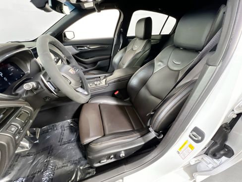 Used 2022 Cadillac CT5 V w/ Premium Package image 22