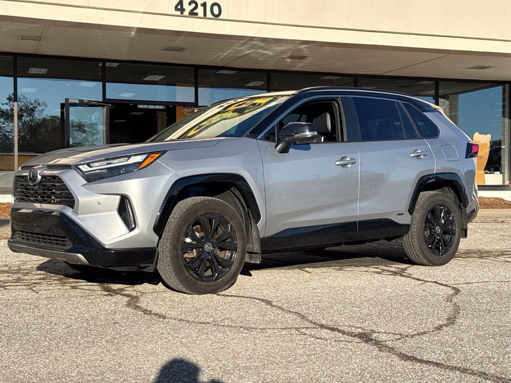 Used 2024 Toyota RAV4 XSE w/ Advanced Technology Package AWD/4WD image 9