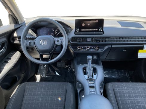 Used 2023 Honda HR-V LX image 14