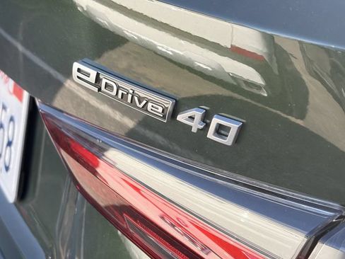 Certified 2023 BMW i4 eDrive40 w/ M Sport Package RWD image 6