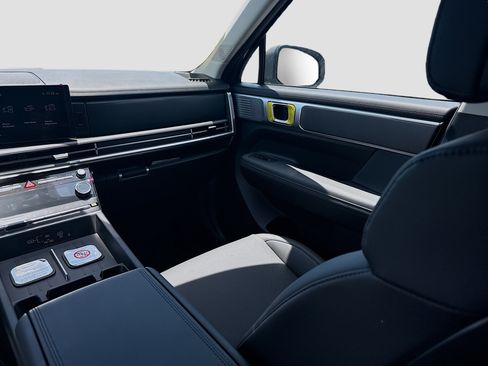 New 2026 Hyundai Santa Fe SEL FWD image 16