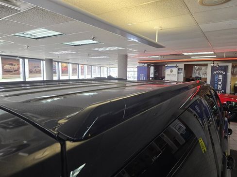 Used 2016 Cadillac Escalade ESV Luxury image 39