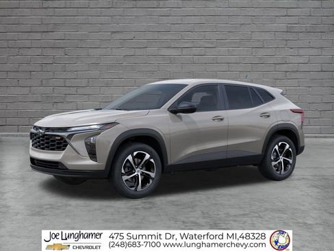 New 2026 Chevrolet Trax RS w/ Driver Confidence Package FWD image 2