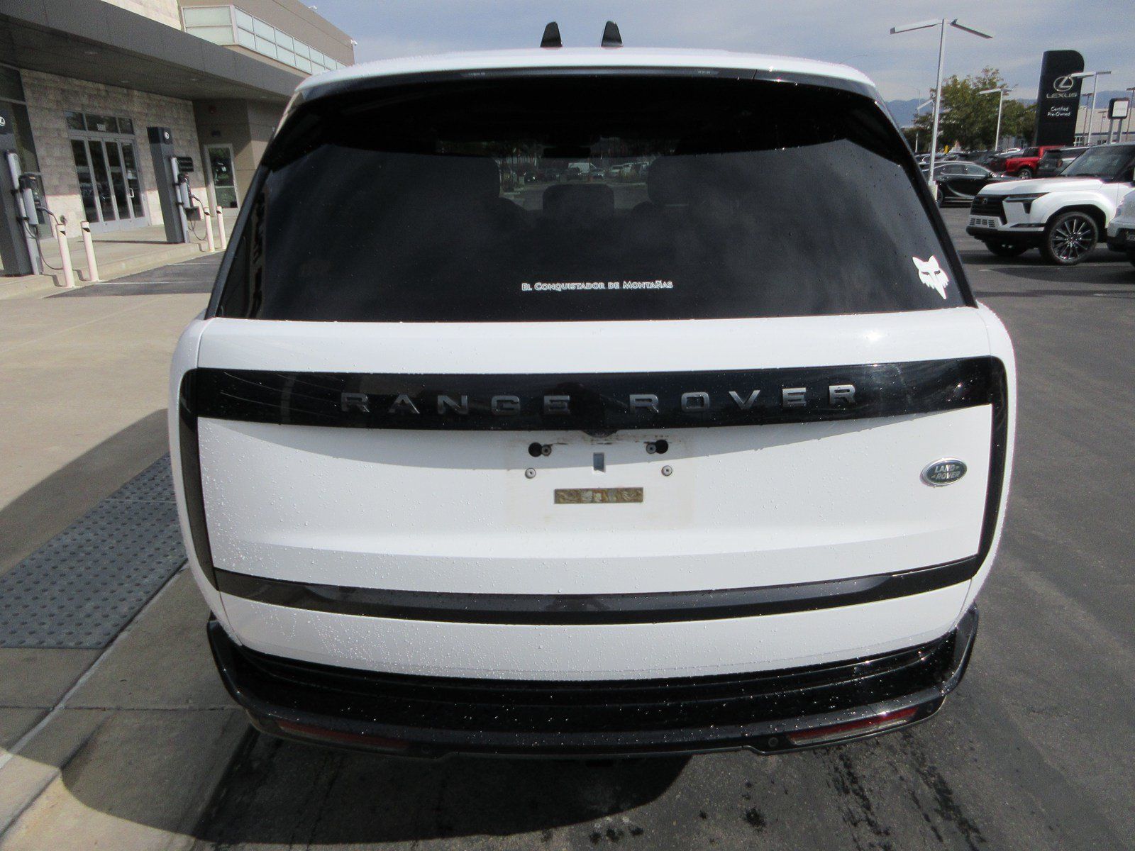Used 2023 Land Rover Range Rover SE AWD/4WD image 7