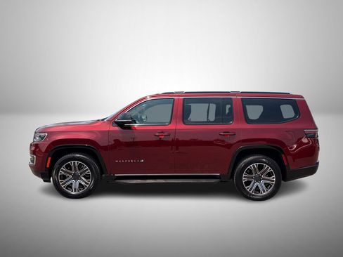 Used 2024 Jeep Wagoneer Series II w/ Flexible Seating Group RWD image 6