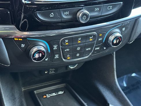 Used 2023 Chevrolet Traverse Premier w/ Redline Edition image 21