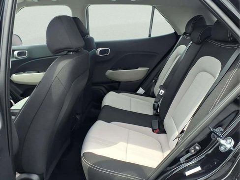 New 2026 Hyundai Venue SEL FWD image 11
