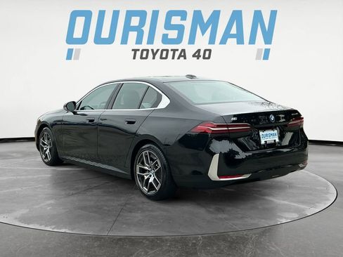 Used 2024 BMW i5 eDrive40i image 5