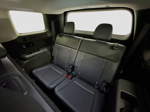 Used 2025 Hyundai Santa Fe SEL AWD/4WD image 30