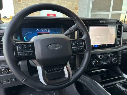 New 2026 Ford F250 Platinum image 33