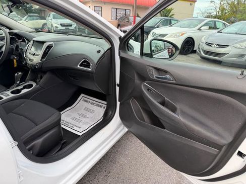 Used 2016 Chevrolet Cruze LS image 19