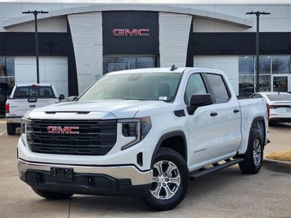 New 2025 GMC Sierra 1500 Pro w/ Pro Value Package
