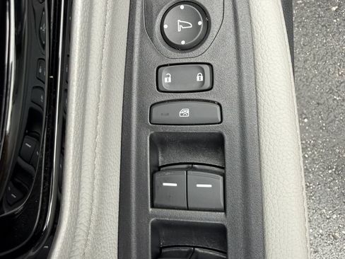 Used 2023 Honda Odyssey Touring image 13
