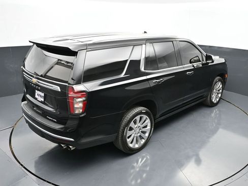Used 2022 Chevrolet Tahoe Premier AWD/4WD image 38