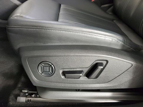 Certified 2024 Audi Q4 e-tron Premium image 29