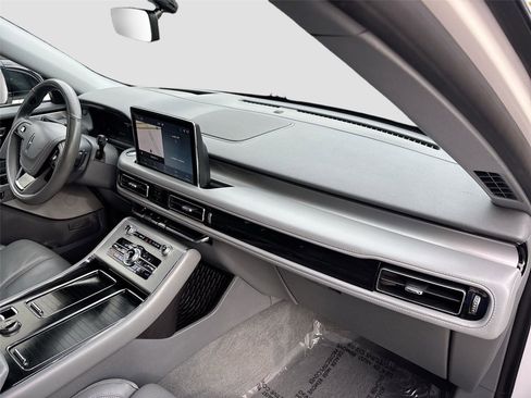 Used 2020 Lincoln Aviator Reserve w/ Equipment Group 202A image 36