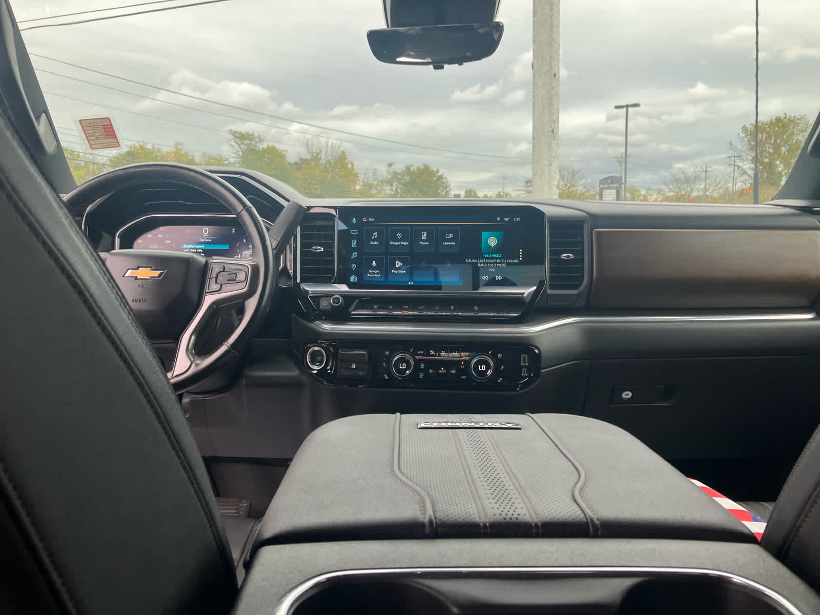 Used 2024 Chevrolet Silverado 2500 High Country w/ High Country Premium Package AWD/4WD image 37