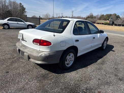 Used 1999 Chevrolet Cavalier Sedan image 8