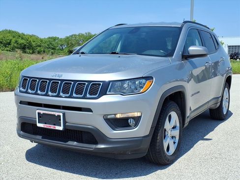 Used 2019 Jeep Compass Latitude AWD/4WD image 27