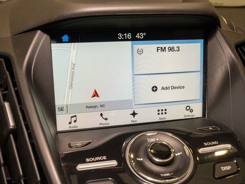 Used 2017 Ford Escape Titanium image 14