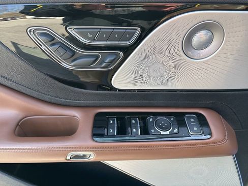 Used 2020 Lincoln Aviator Reserve w/ Equipment Group 201A image 14