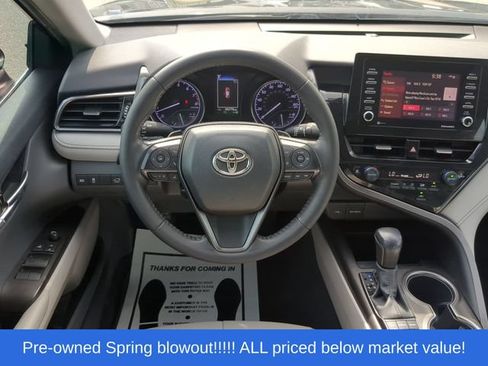 Used 2022 Toyota Camry SE w/ Convenience Package FWD image 39