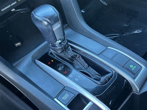 Used 2020 Honda Civic Sport image 21