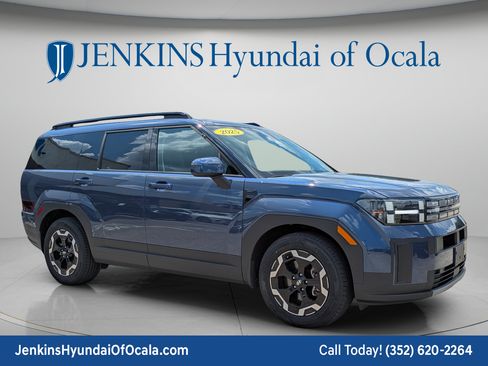 Used 2025 Hyundai Santa Fe SEL FWD image 1