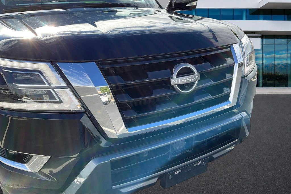Used 2021 Nissan Armada SL w/ Captain's Chairs Package AWD/4WD image 34