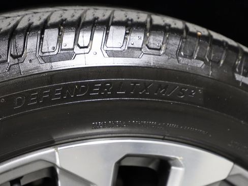 Used 2021 GMC Yukon Denali w/ Denali Premium Package image 53