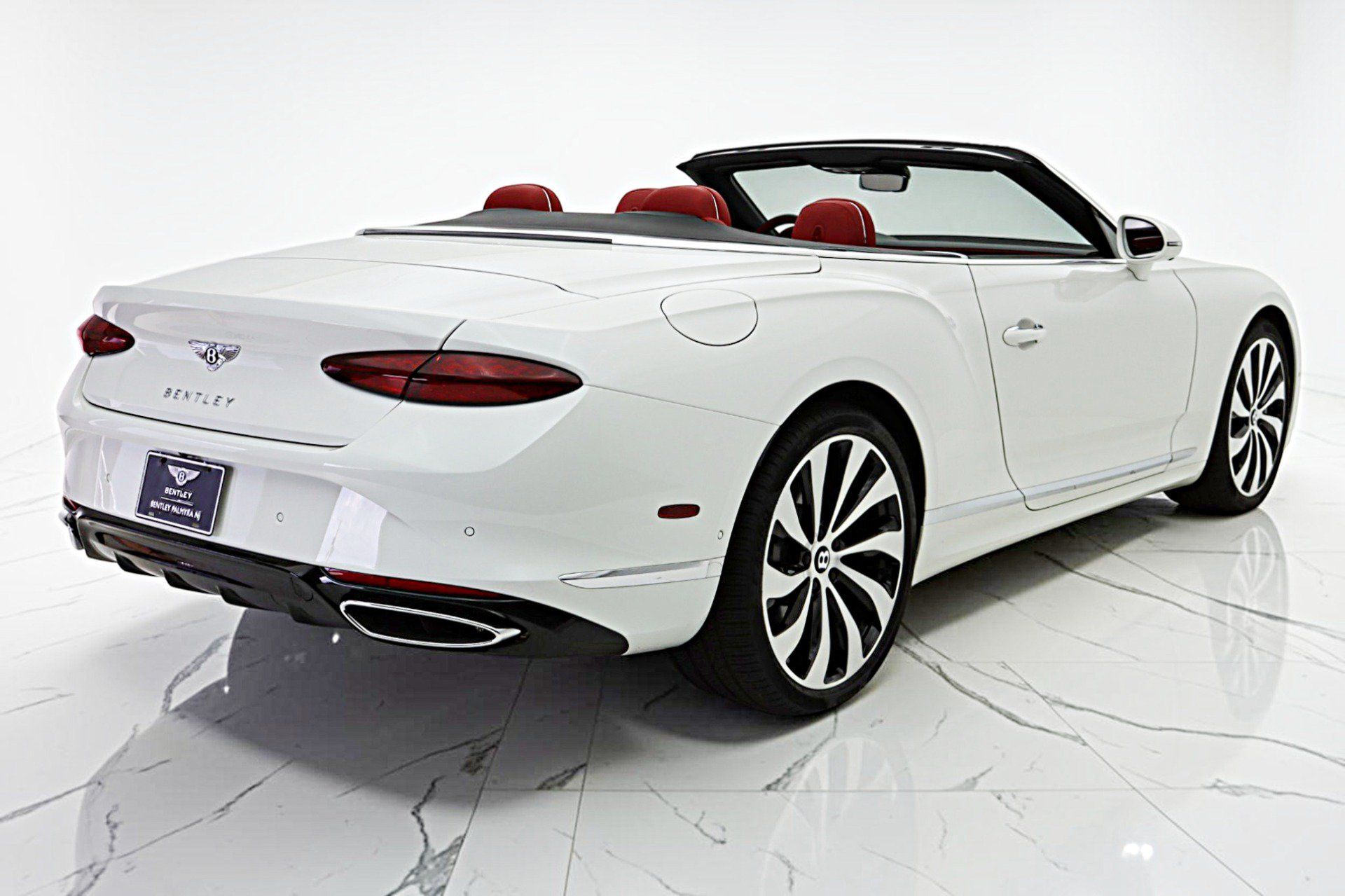 Used 2026 Bentley Continental GT Mulliner AWD/4WD image 11