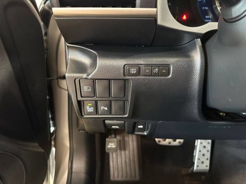 Used 2019 Lexus IS 350 F Sport w/ F Sport Package RWD image 23