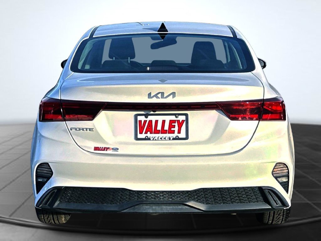 Used 2023 Kia Forte LXS FWD image 11