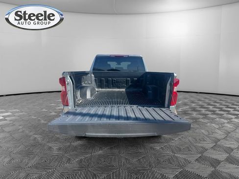 Used 2025 Chevrolet Silverado 1500 LT RWD image 12