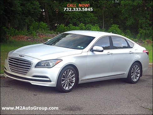 Used 2015 Hyundai Genesis 3.8 image 24