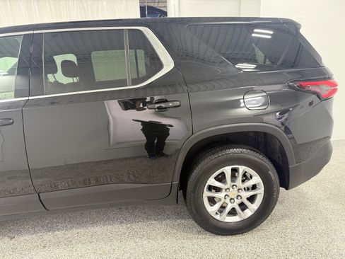 Certified 2023 Chevrolet Traverse LS w/ Safety Package image 5